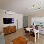 公寓 Luxury Oasis 斯普利特
