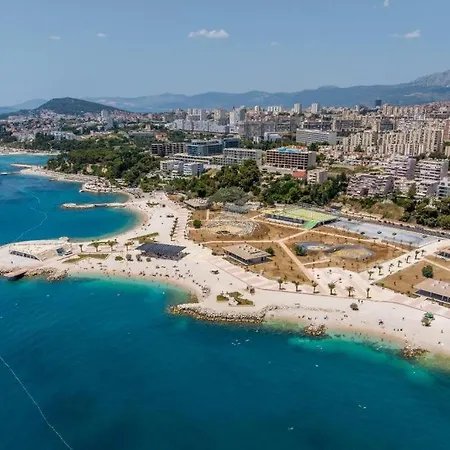 Luxury Oasis Apartamento Split